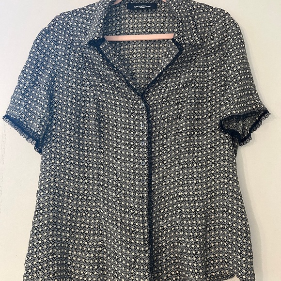 Jones New York Black and White Button Down Shirt - Picture 1 of 4